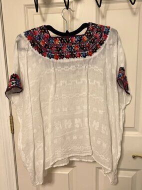 Huipil de Coban Blouse Mi Golondrina